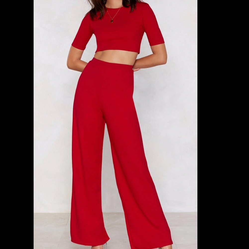 Crop top pants set